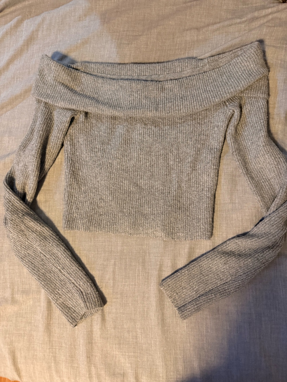 American Eagle Outfitters Women’s Ribbed Cropped Sweater in Light Gray
